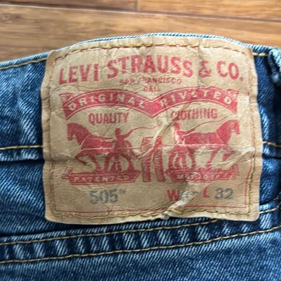 Levi's 505 Blue Relaxed Fit Jeans, 32x32 - Picture 7 of 9